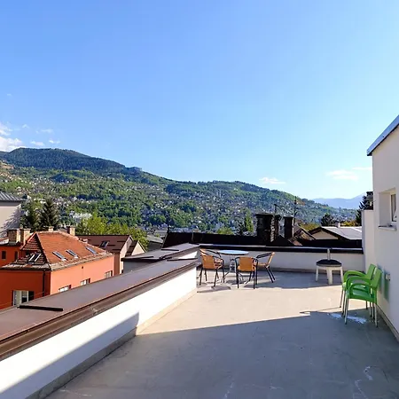 Apartment Luxapart Mejtas Centar Free Garage